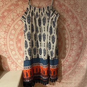 Cute Flowy Dress/ Open Shoulder